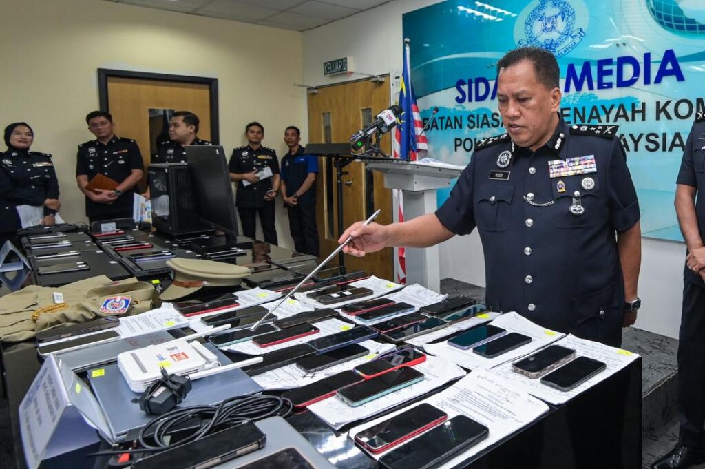 833 idividu ditahan, operasi khas sasar ‘call centre’, penipuan e-dagang