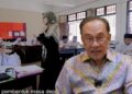 Guru bukan sekadar mengajar tetapi bina keyakinan, maruah insan – Anwar
