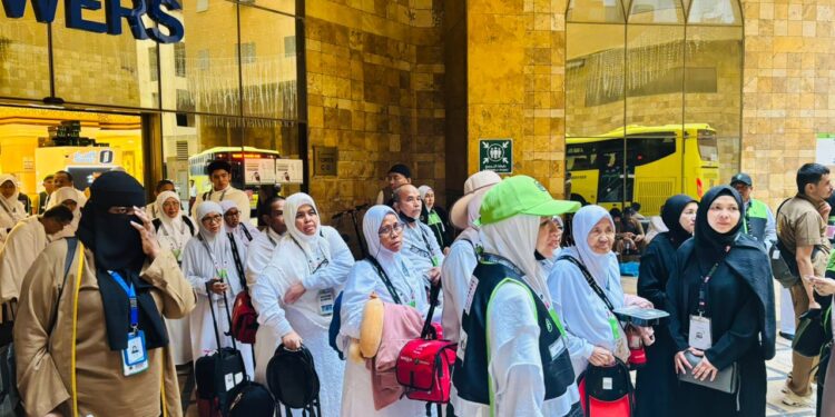 Jemaah haji mula bergerak ke Arafah