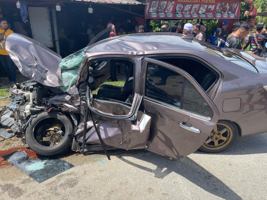 Remaja lelaki maut, pemandu ‘mat dadah’ rempuh kereta