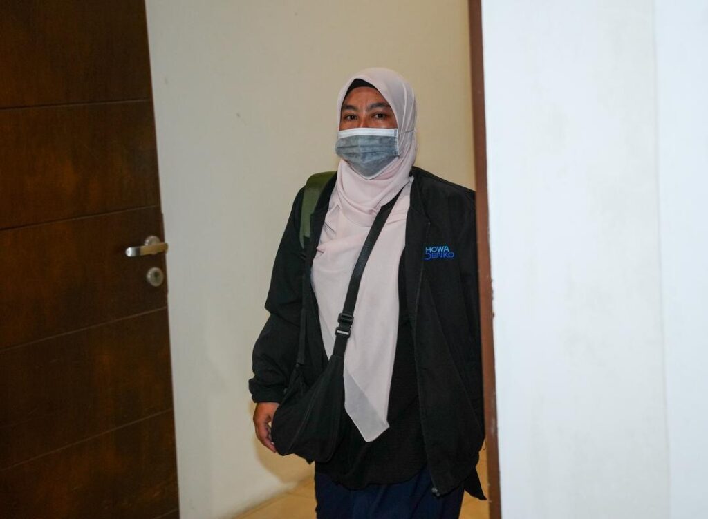 Suri rumah dituduh semula buat hantaran jelik hina Agong