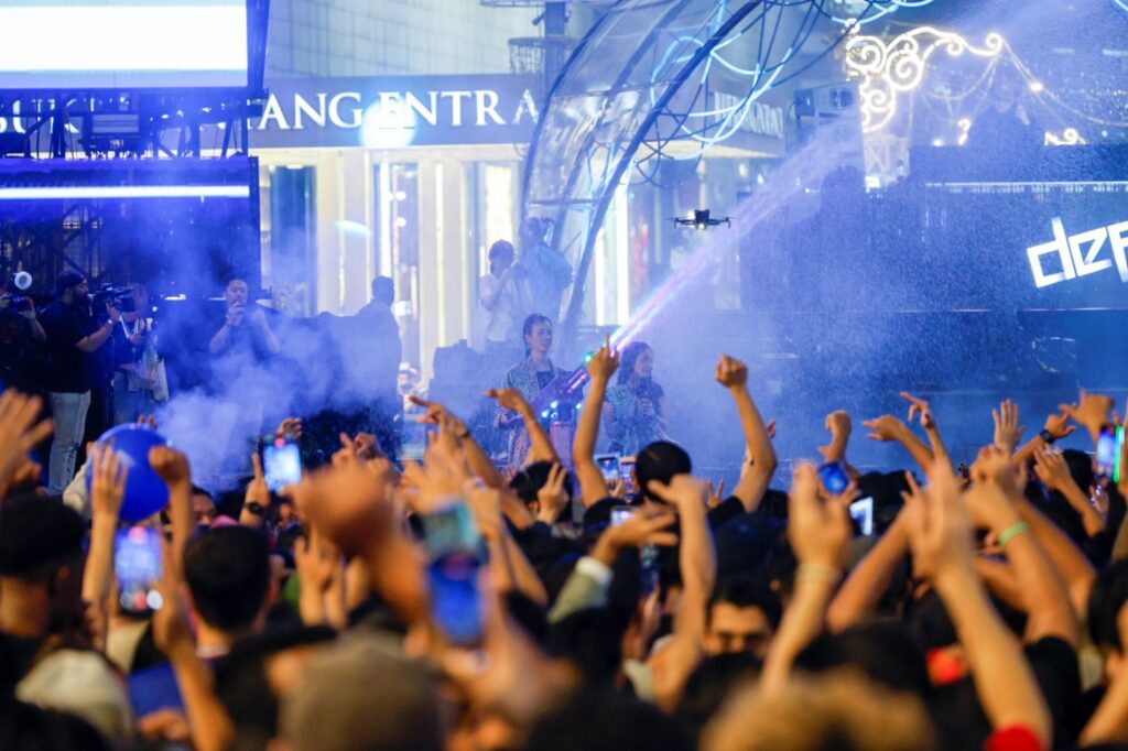 Rain Rave, antara tuntutan ekonomi, persoalan nilai
