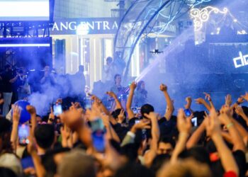 Rain Rave, antara tuntutan ekonomi, persoalan nilai