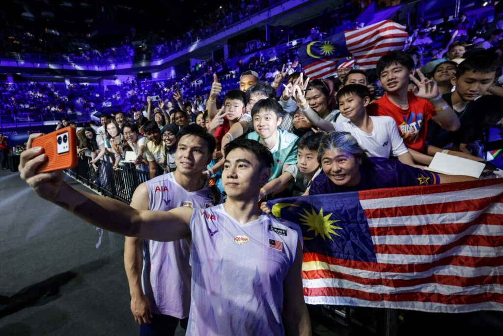 Sze Fei-Nur Izzuddin sahkan slot final