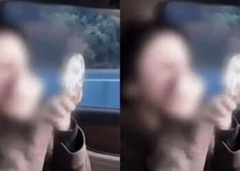 Percayakan AI, wanita pakai mekap sambil memandu