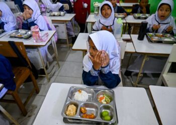 Indonesia tangguh skim makanan percuma