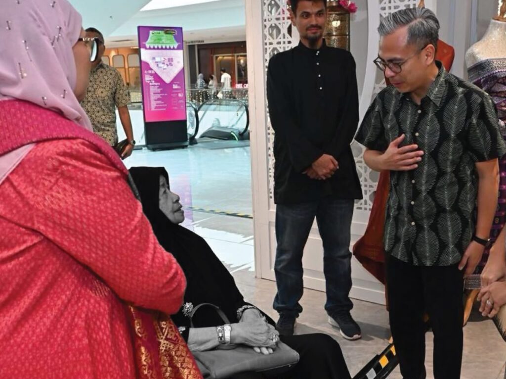Pemergian adiguru songket Terengganu kehilangan besar dunia kraf negara – Fahmi