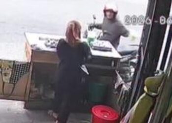 Cemburu mesej lelaki lain, suami ‘barai’ gerai isteri
