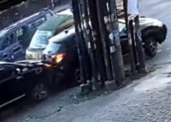 Sangka isteri curang, polis cemburu buta rempuh CRV