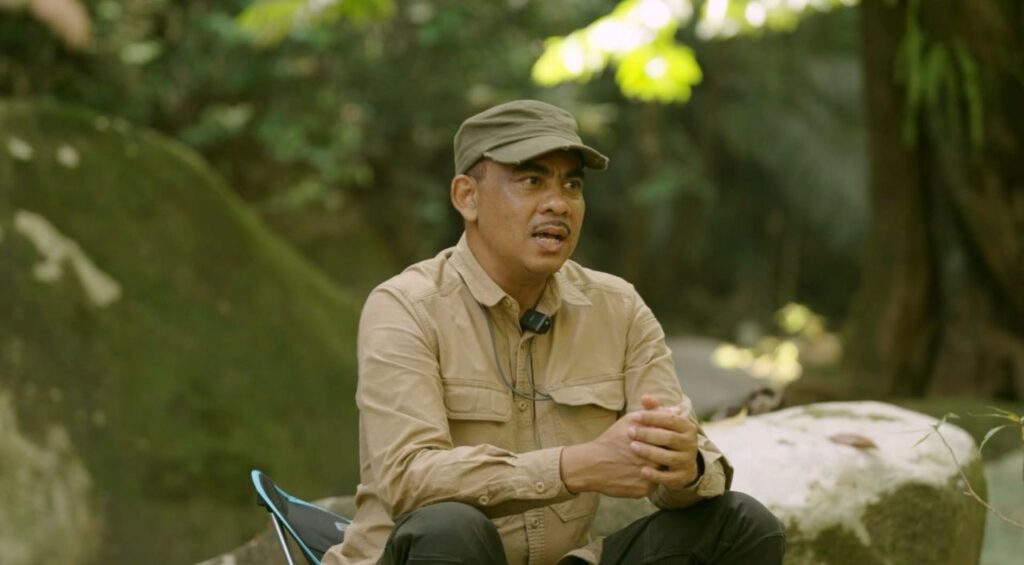 [VIDEO] Kalau bawa mi segera banyak, marah dia! – Tuan Hutan
