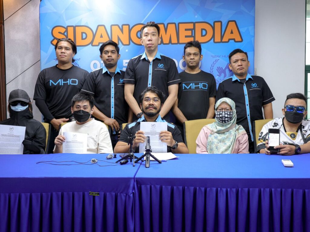 Anak jadi scammer di Kemboja, ibu rayu bawa anak pulang