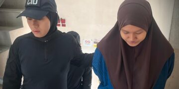 [VIDEO] Ibu muda mengaku salah campak bayi dari tingkat 10