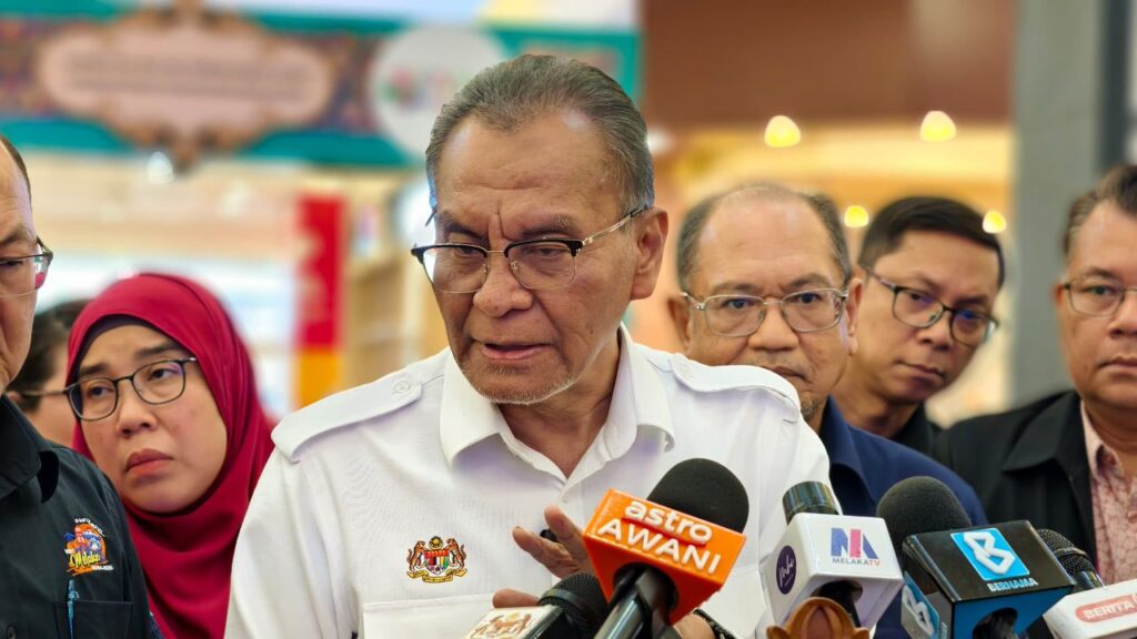 Bukan ditutup, pengurusan krisis kluster diaktifkan di Hospital Segamat – KKM