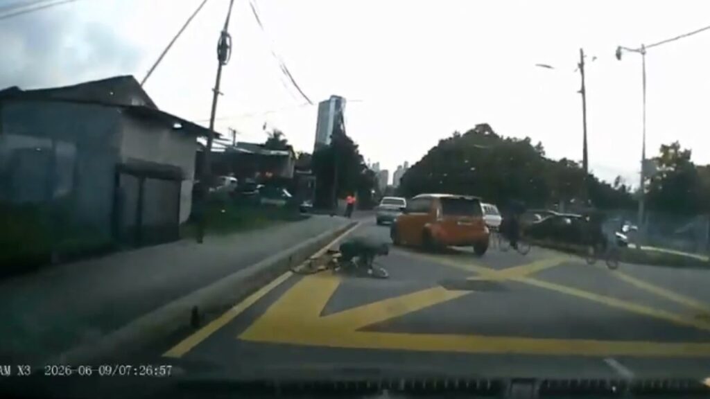 Pemandu langgar lari budak berbasikal pemegang kad