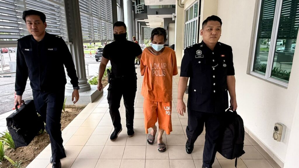 Lelaki mental sentuh pelajar perempuan dakwa kurang kasih sa