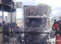 Pondok Tol Sungai Ramal hangus, lori muatan cat terbakar
