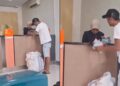 Lelaki pakai selipar bawa wang seguni ke bank