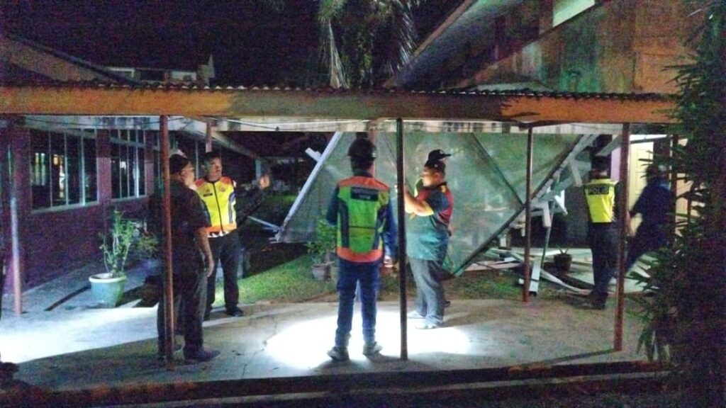 Lima rumah kedai, SK Lubuk Buntar terjejas ribut
