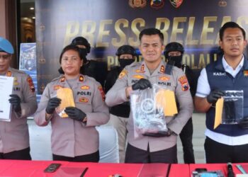 Ibu mentua dijamu sate ayam ‘celup’ racun tikus