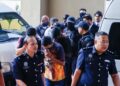 [VIDEO] Enam lelaki terlibat kes culik tiba di mahkamah bagi pendakwaan