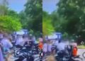 [VIDEO] Pelajar, bapa dipukul depan sekolah, beberapa suspek ditahan