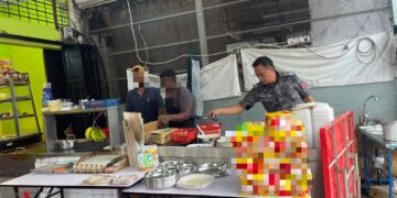 [VIDEO] Restoran diarah tutup, penebar roti kena ‘angkut’