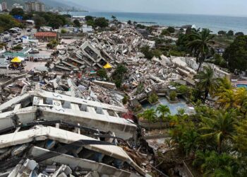 Korban gempa bumi meningkat 2,595 orang
