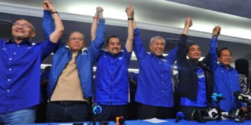[TIDAK RASMI] Sorakan gegar bilik gerakan BN, rai kejayaan menang 49 kerusi