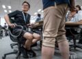 ‘Sempoi’, penjawat awam pakai seluar pendek di pejabat