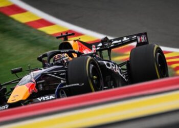F1: Verstappen berang isu kotak gear