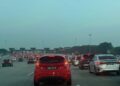 [VIDEO] Sesak ‘melekat’ laluan LKSA, ada nahas motor dan lori