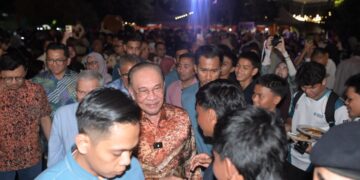 Felda ‘jatuh’ kerana diamanahkan kepada orang yang salah – PM