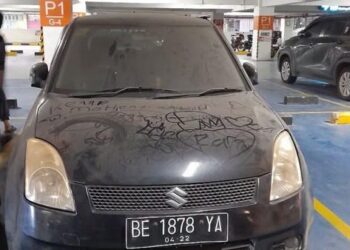 Kereta tersadai selama 4 tahun, tiket parkir lebih RM22,000