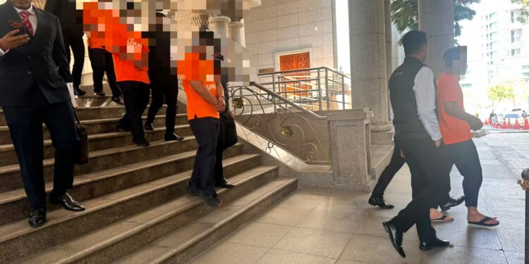 Terlibat sindiket warga asing, SPRM reman 10 pegawai penguat kuasa
