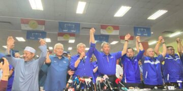 [VIDEO] Gelombang biru, BN-PN diteruskan ke PRN Melaka