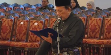 [VIDEO] Ismail Lasim angkat sumpah Menteri Besar Negeri Sembilan baharu
